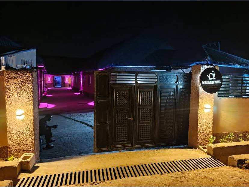 Entrance gate of De Blue Nile Wave Hotel at night